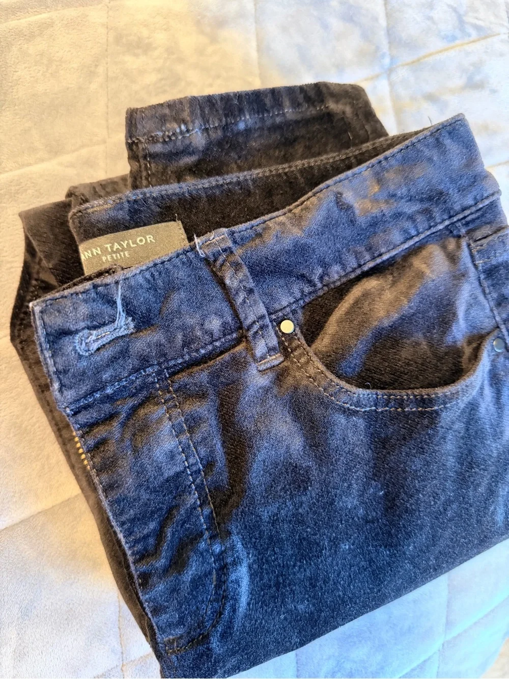 Ann Taylor Skinny Velvety Jeans in black